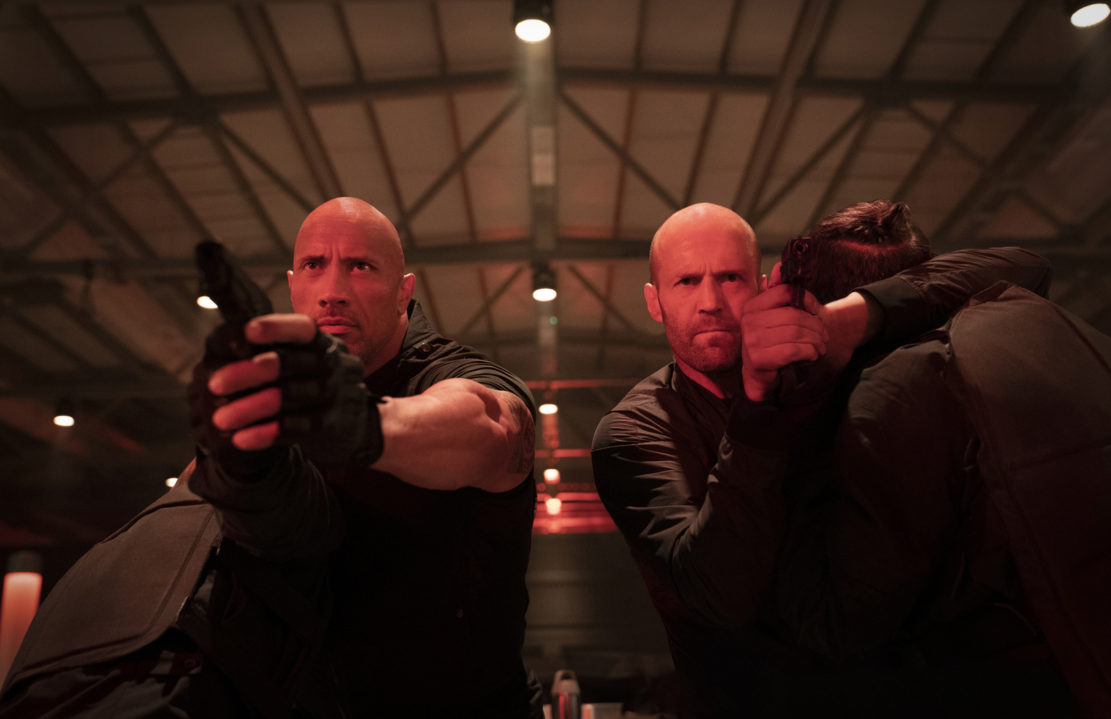 Foto de Dwayne Johnson - Velozes & Furiosos: Hobbs & Shaw : Fotos Jason  Statham, Dwayne Johnson - Foto 69 de 346 - AdoroCinema