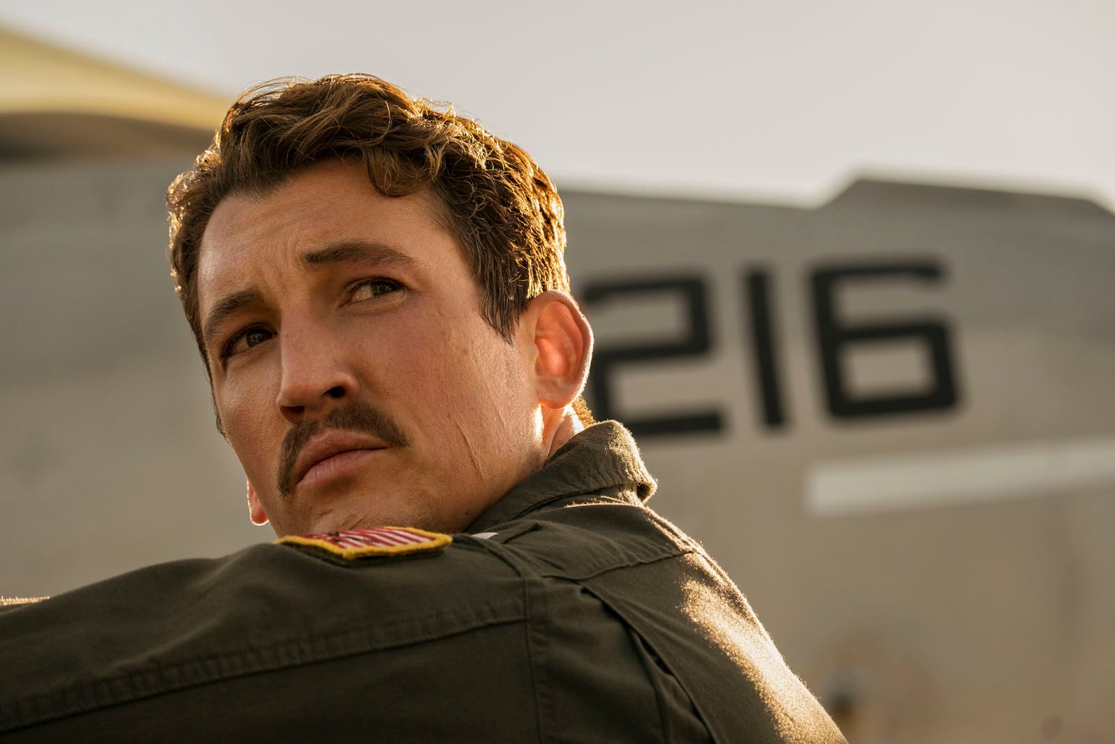Miles teller discusses how he’s been able to celebrate top gun: Foto de Miles Teller Top Gun Maverick Fotos Miles Teller Foto 12