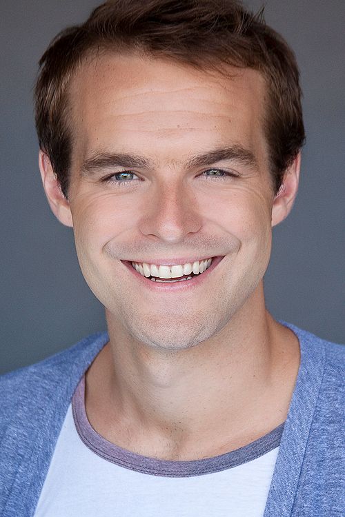 Michael Hawley (V) AdoroCinema