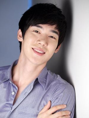 Yoo Yeon-Seok - AdoroCinema