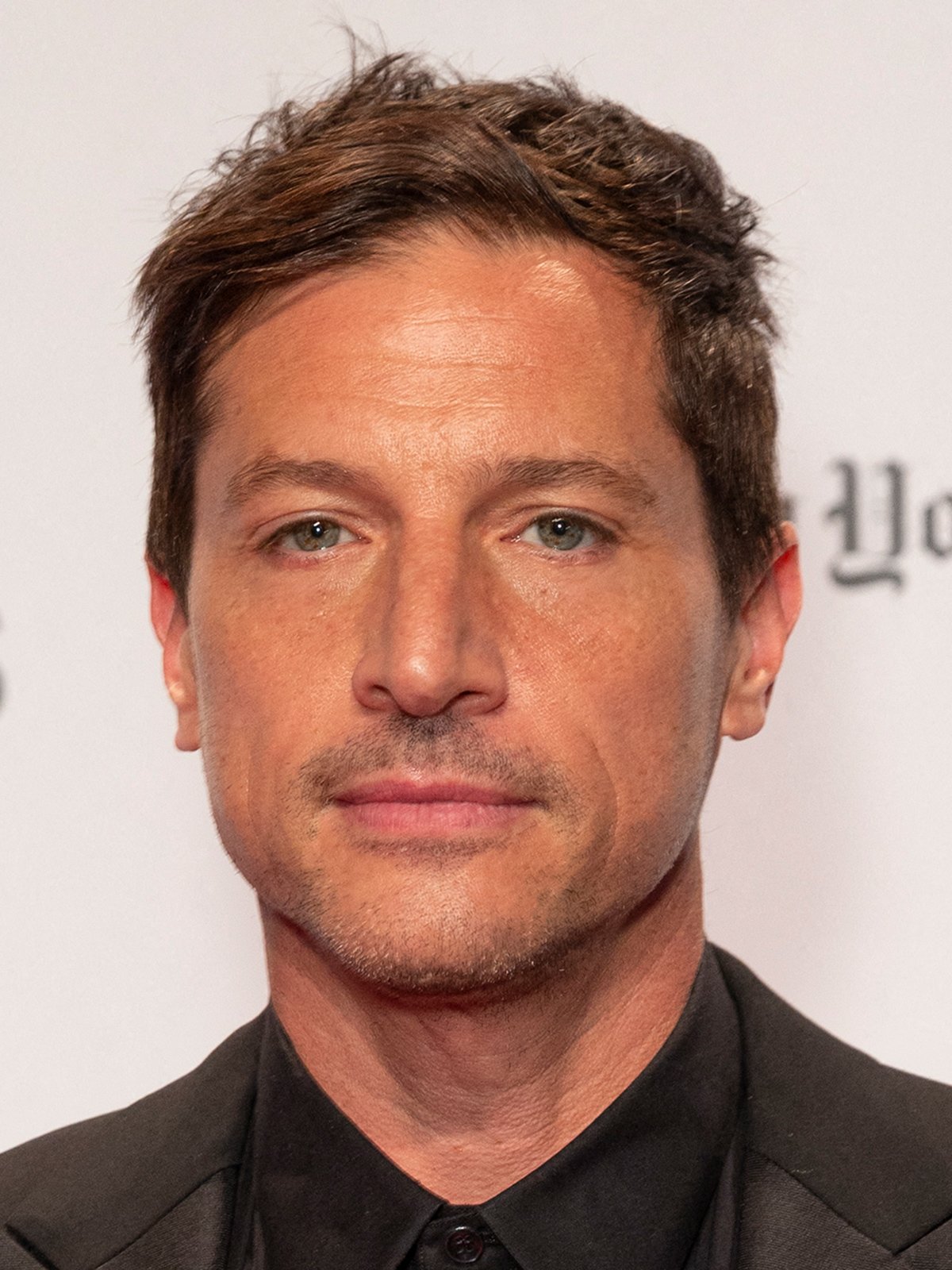 Simon Rex - AdoroCinema