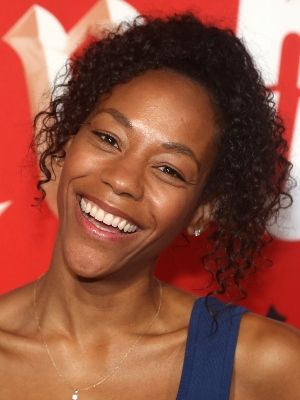 Nikki M. James - AdoroCinema