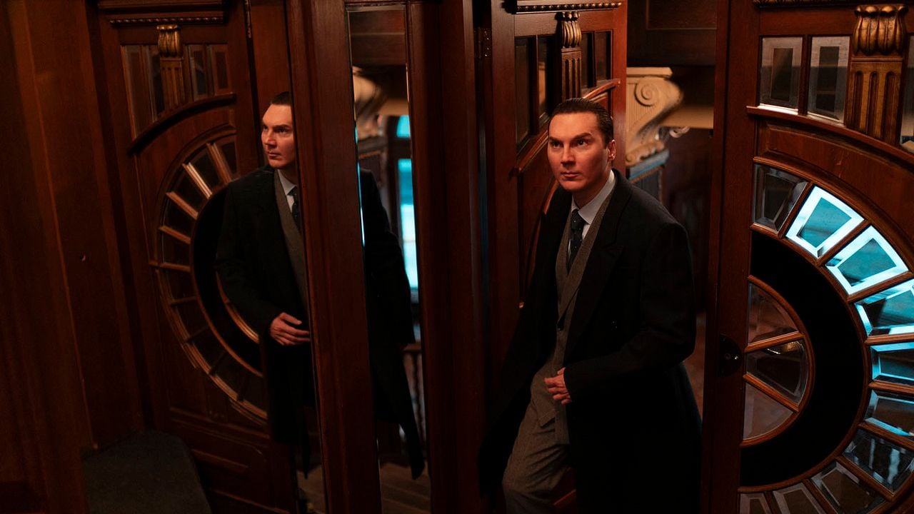 O Mago do Kremlin : Fotos Paul Dano