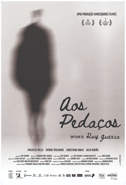 Aos Pedaços : Poster