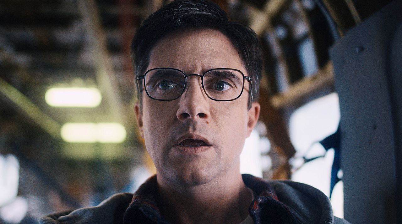 Ameaça no Ar : Fotos Topher Grace