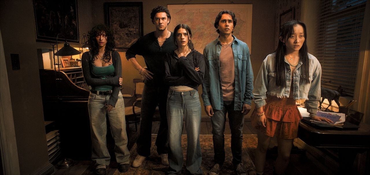 Until Dawn: Noite de Terror : Fotos Michael Cimino (II), Ella Rubin, Odessa A’zion, Belmont Cameli, Ji-young Yoo