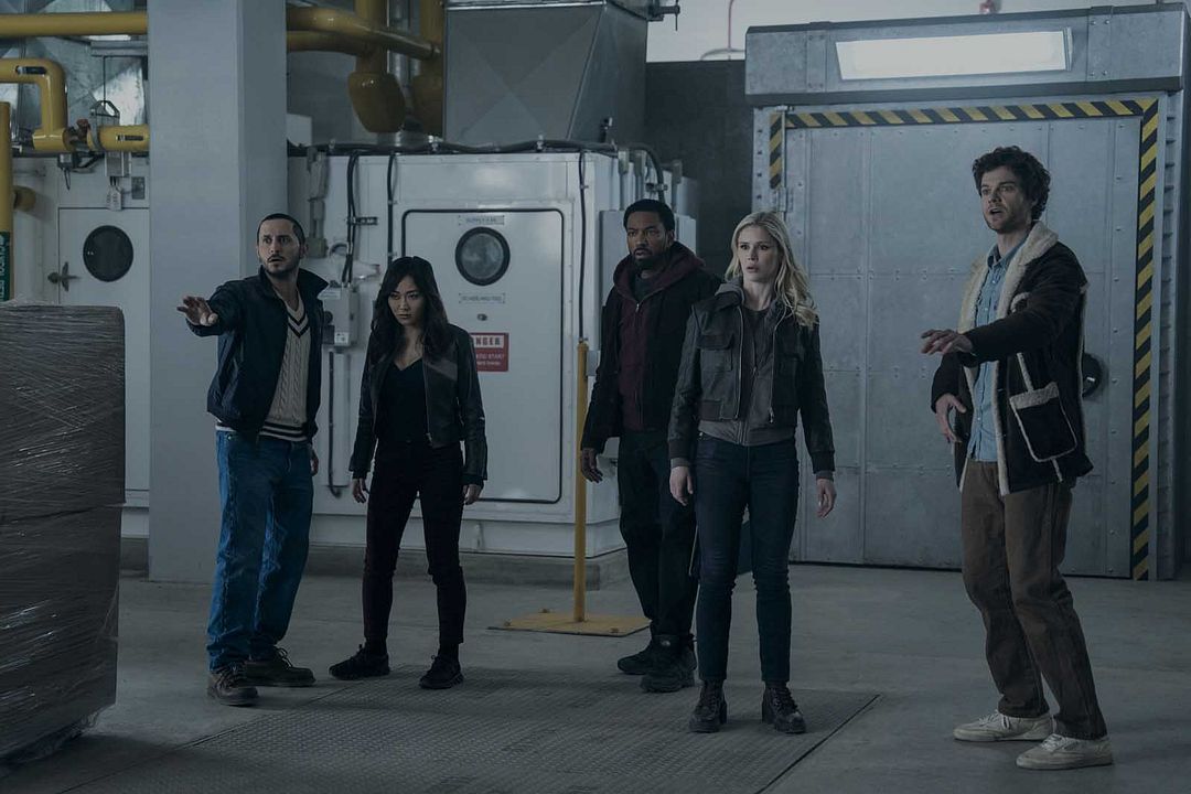 Fotos Jack Quaid, Erin Moriarty, Tomer Capon, Laz Alonso, Karen Fukuhara