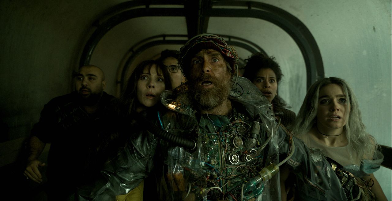 Boa Sorte, Divirta-se, Não Morra : Fotos Michael Peña, Zazie Beetz, Asim Chaudhry, Haley Lu Richardson, Sam Rockwell, Juno Temple