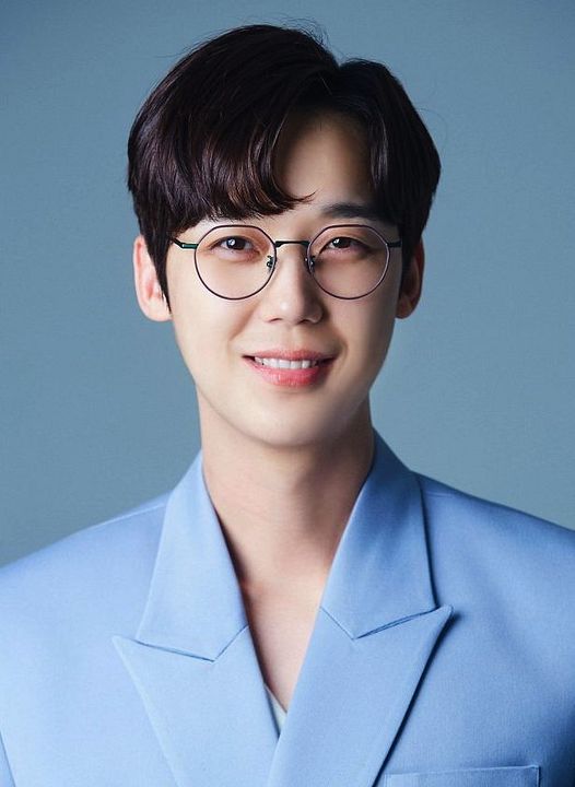 Poster Yoon Jong Hoon