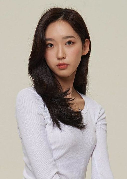 Poster Ji-hyun Han