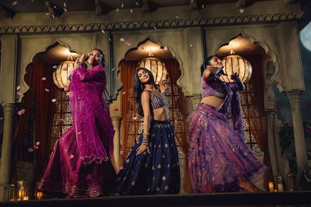 Conforme a Música : Fotos Shreya Navile, Priyanka Kedia, Becky Alex
