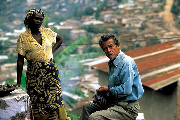 Tiros em Ruanda : Fotos John Hurt, Michael Caton-Jones