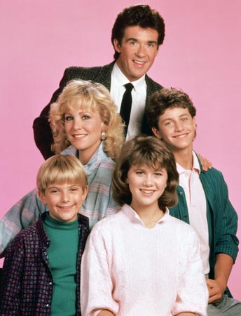 Fotos Jeremy Miller, Joanna Kerns, Kirk Cameron, Alan Thicke, Tracey Gold