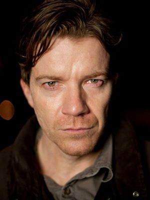 Poster Max Beesley