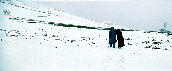 Antes da Lua Cheia : Fotos Bahman Ghobadi