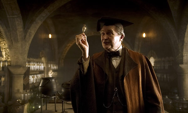 Harry Potter e o Enigma do Príncipe : Fotos Jim Broadbent