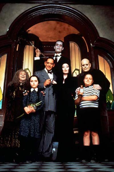 A Família Addams : Fotos Judith Malina, Carel Struycken, Christopher Lloyd, Raúl Julia, Anjelica Huston, Christina Ricci