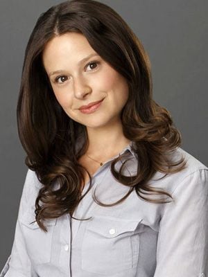 Poster Katie Lowes