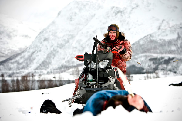 Zumbis na Neve : Fotos Lasse Valdal
