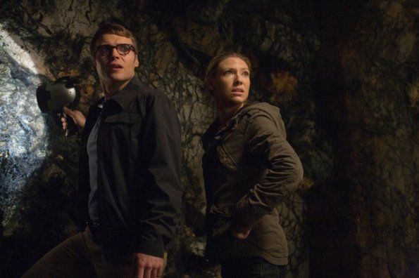 Fringe : Fotos Anna Torv, Seth Gabel