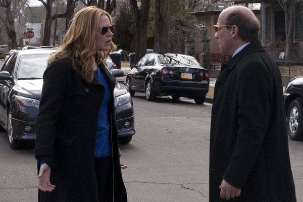 In Plain Sight : Fotos Paul Ben-Victor, Mary McCormack