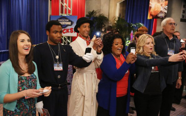 Community : Fotos Chevy Chase, Gillian Jacobs, Alison Brie, Donald Glover, Yvette Nicole Brown, Danny Pudi