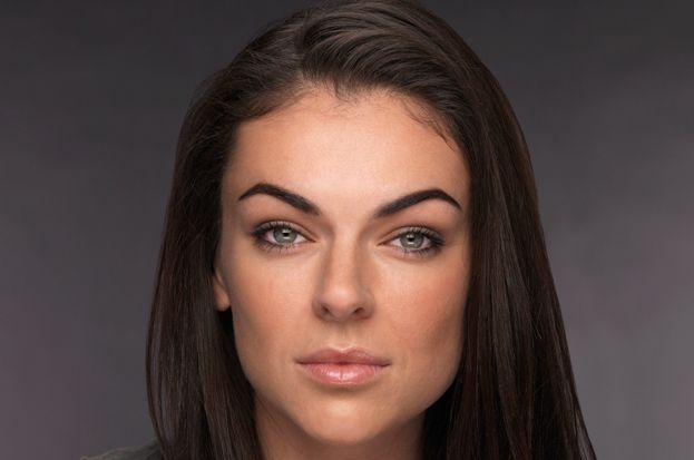 Fotos Serinda Swan