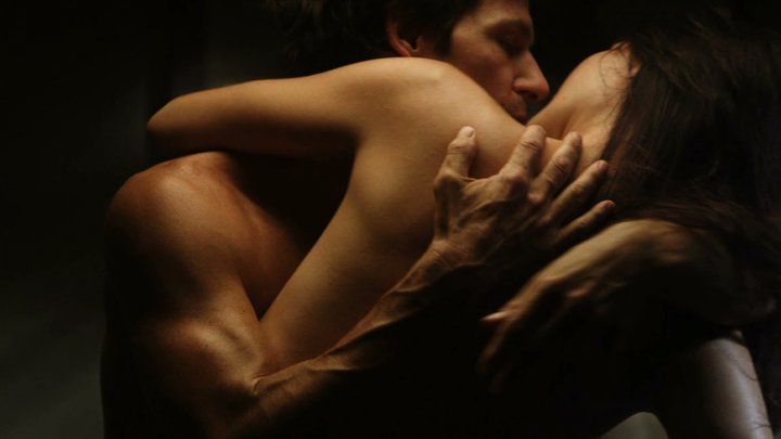 All Dark Places : Fotos