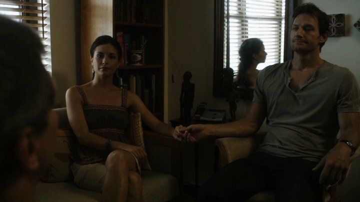 All Dark Places : Fotos