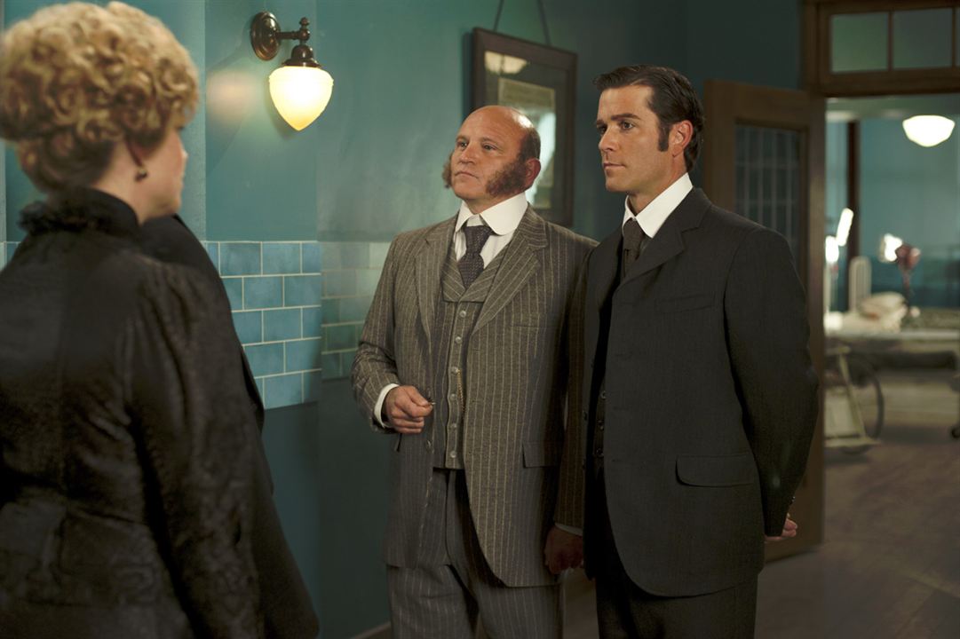 Murdoch Mysteries : Fotos Tammy Isbell, Yannick Bisson