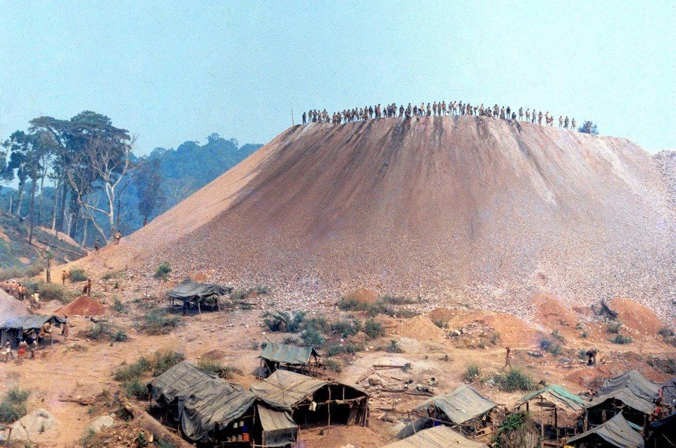 Serra Pelada, A Lenda da Montanha de Ouro : Fotos