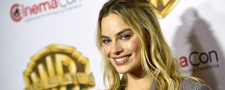 Margot Robbie Conta O Que Achou Da Roupa De Arlequina Em Esquadrao Suicida Noticias De Cinema Adorocinema