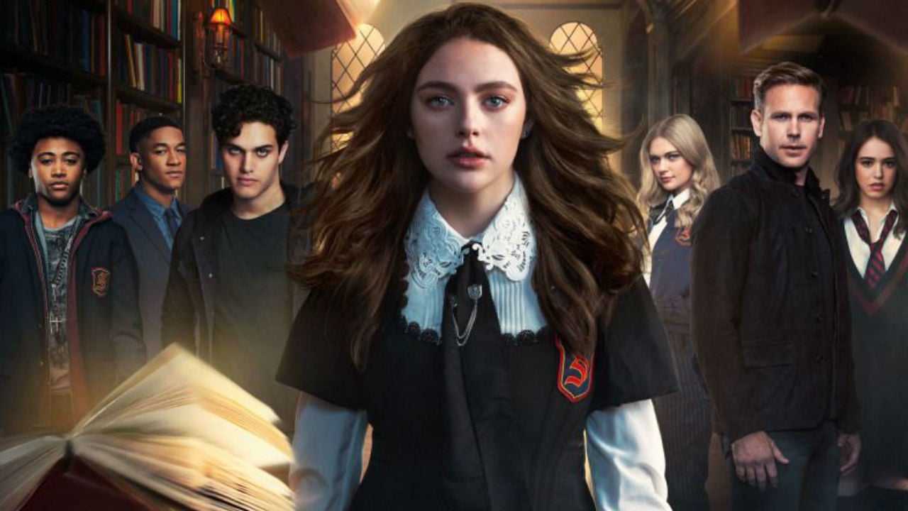 Legacies': Hope enfrenta uma dura realidade na promo oficial do episódio  04×04; Confira! - CinePOP