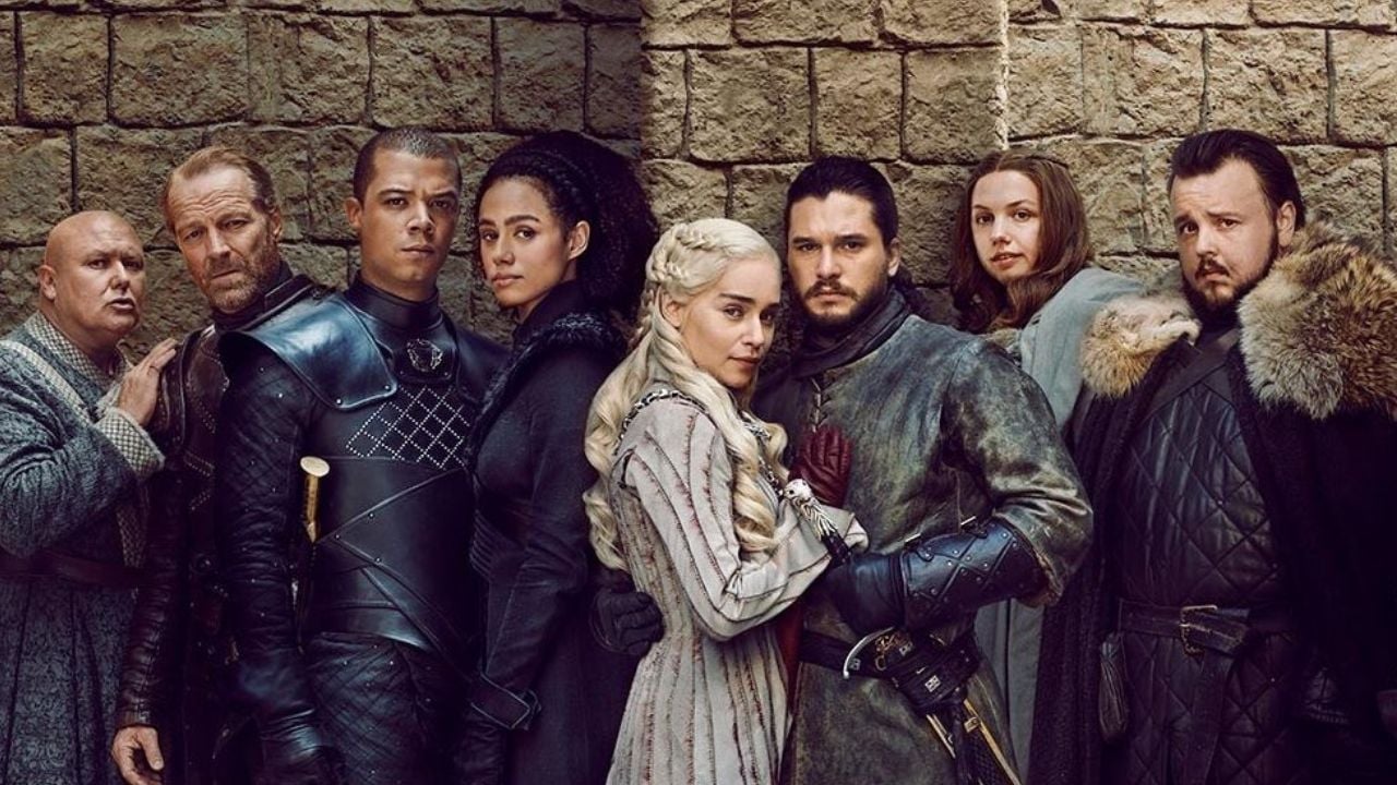O elenco de Game of Thrones no primeiro e último episódios da