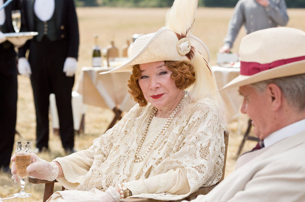 Downton Abbey : Fotos Shirley MacLaine