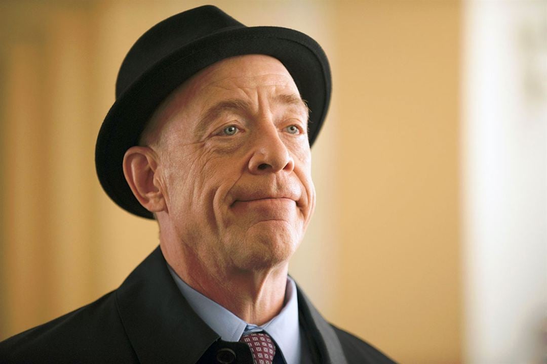 Growing Up Fisher : Fotos J.K. Simmons