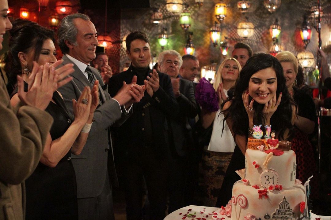 Fotos Tuba Büyüküstün