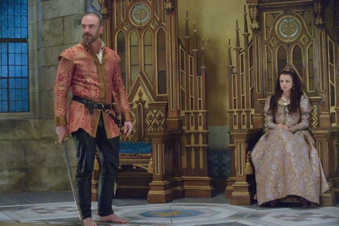 Reign : Fotos Alan Van Sprang