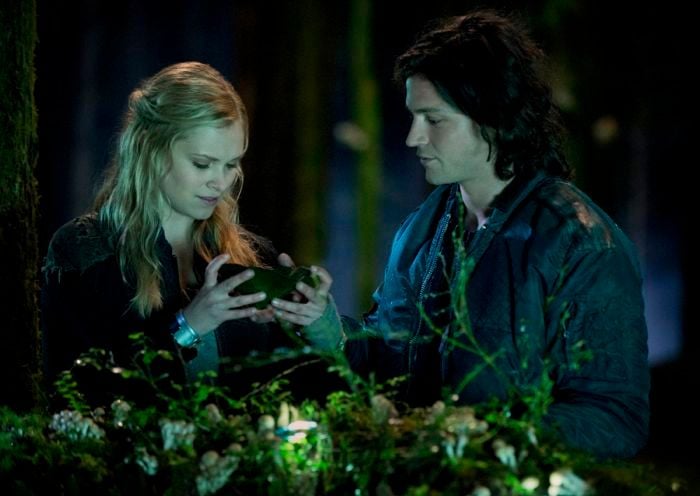 The 100 : Fotos Eliza Taylor, Thomas McDonell