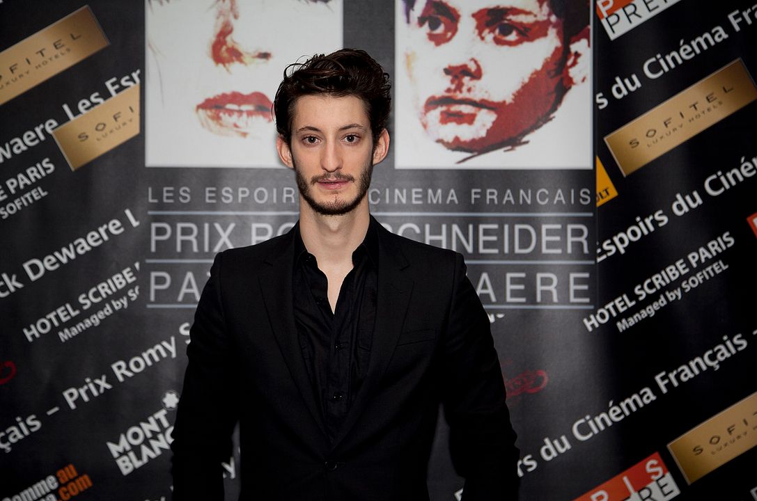 Revista Pierre Niney