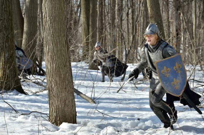 Reign : Fotos Toby Regbo