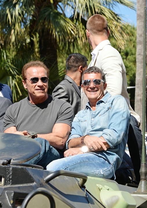 Os Mercenários 3 : Revista Arnold Schwarzenegger, Antonio Banderas