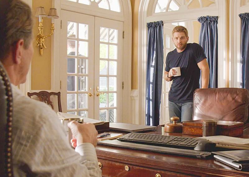 Under The Dome : Fotos Mike Vogel
