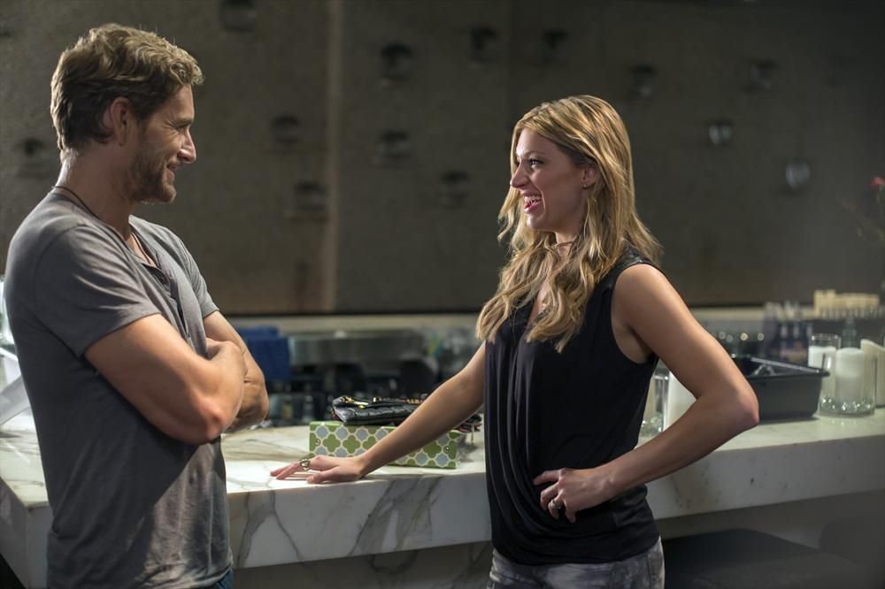 Fotos Brett Tucker, Jes Macallan