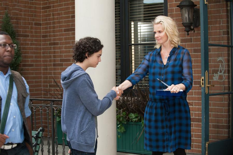 Parenthood : Fotos Max Burkholder, Monica Potter