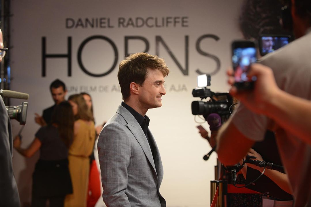 Amaldiçoado : Revista Daniel Radcliffe