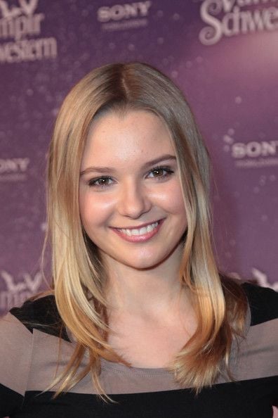 Poster Marta Martin (V), Marta Martin (IV)