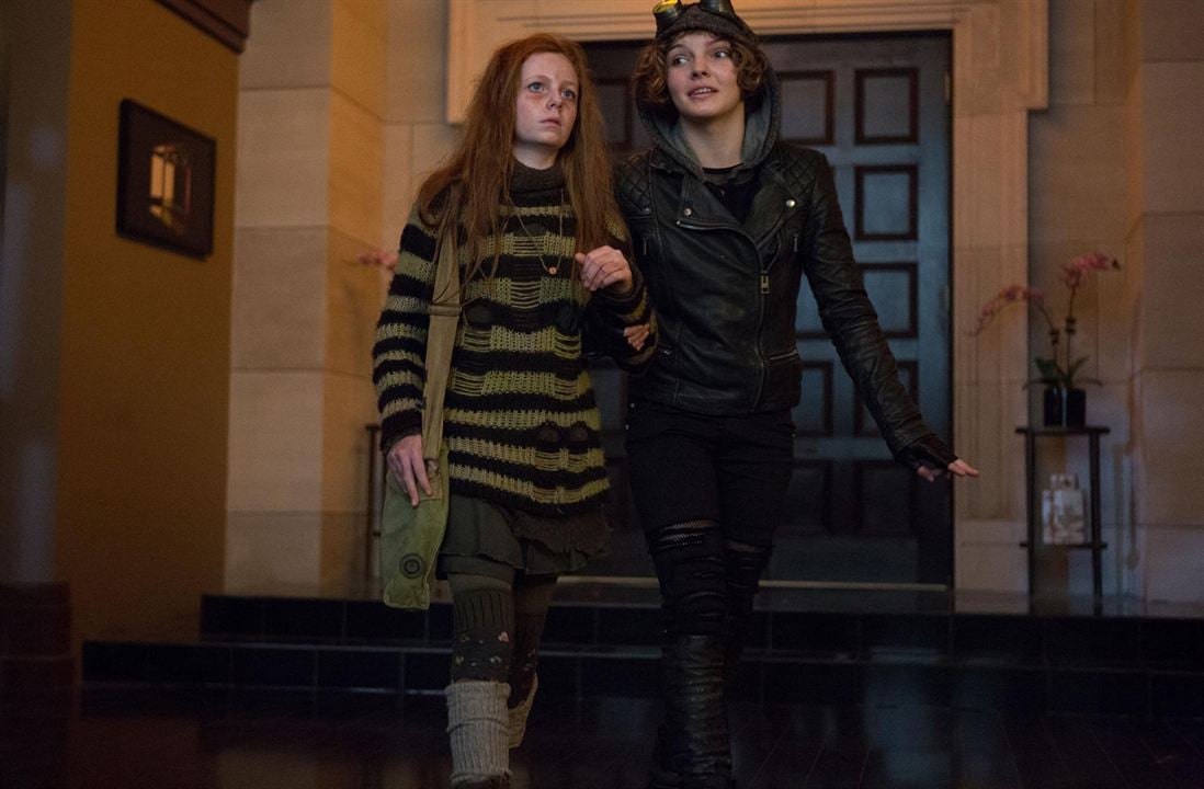 Gotham (2014) : Fotos Clare Foley, Camren Bicondova