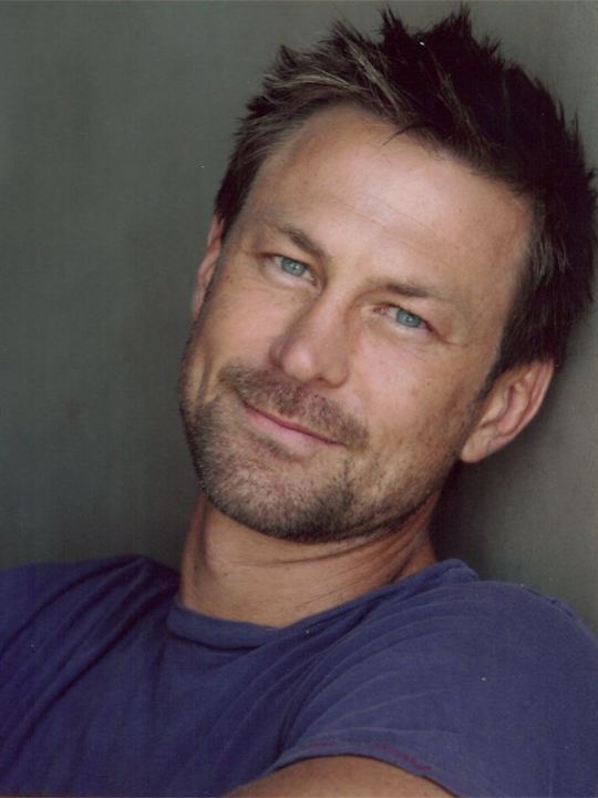 Poster Grant Bowler