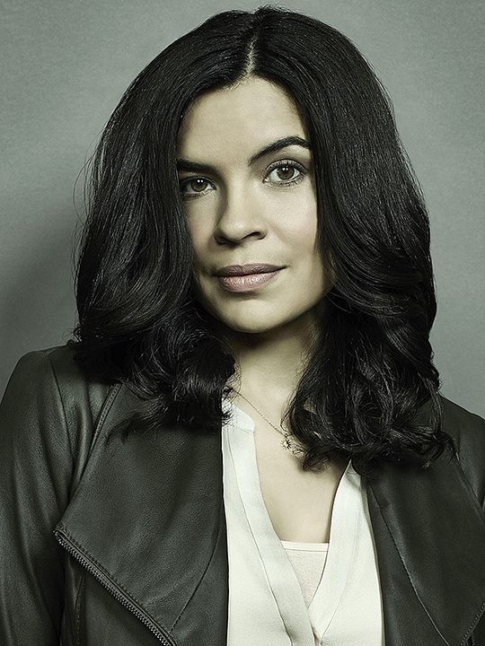 Poster Zuleikha Robinson